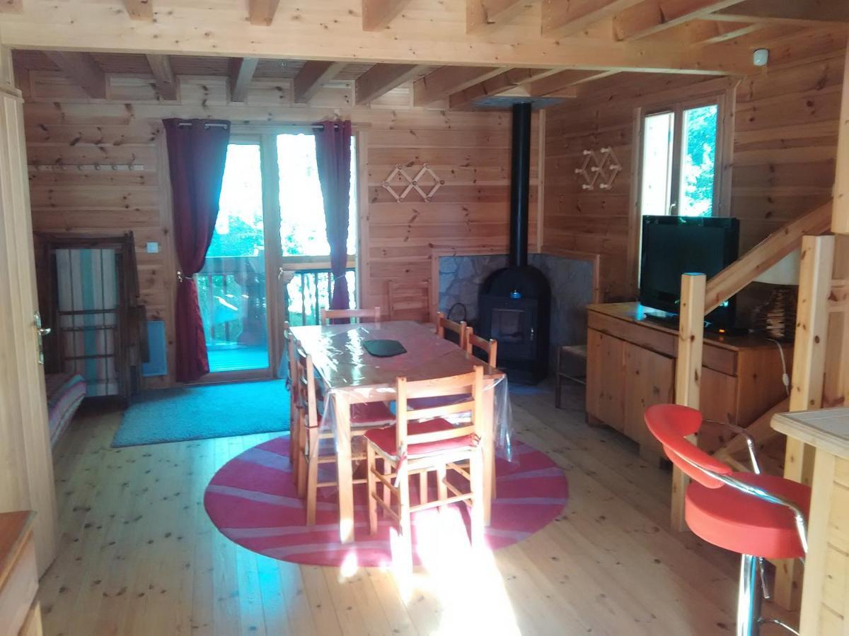 Chalet Bois Au Milieu Des Pyrenees L'Hospitalet-pres-l'Andorre Exterior photo
